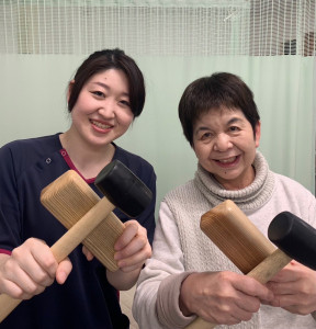 腰痛　道具2